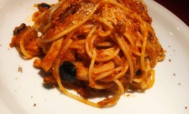 花椒とトマトソースのスパゲッティ